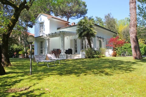 Garden, On site
