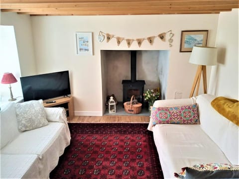 Sandy cottage, nr Eden & beaches House in Saint Austell