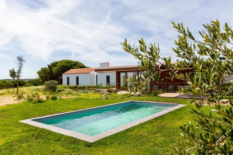 Off site, Garden, Balcony/Terrace, Swimming pool