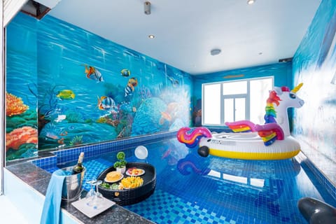 Pool view, Swimming pool, Swimming pool