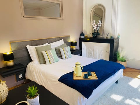Bed, Bedroom