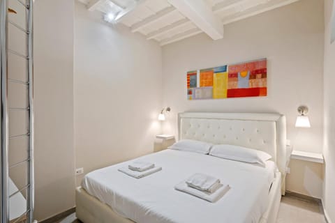 Bed, Photo of the whole room, Bedroom, towels, wardrobe