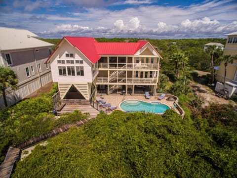 Family Beachfront Oasis Villa in Saint George Island