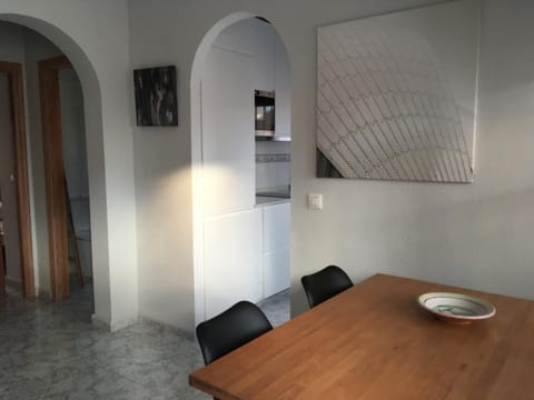 Living room, hair dresser