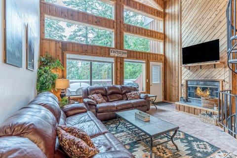 Ptarmigan's Roost Apartment in Whitefish