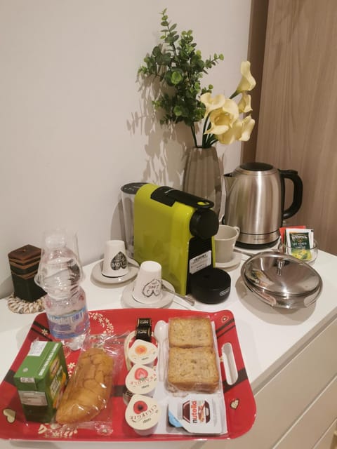 Coffee/tea facilities