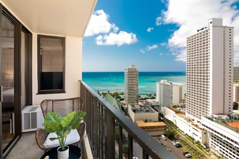 View (from property/room), Balcony/Terrace, Sea view