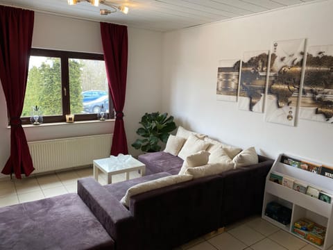 Living room, Photo of the whole room, Seating area