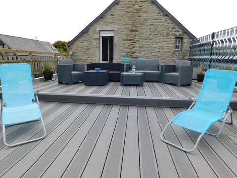 MAISON VACANCES VUE MER 500 m PLAGE House in Brittany