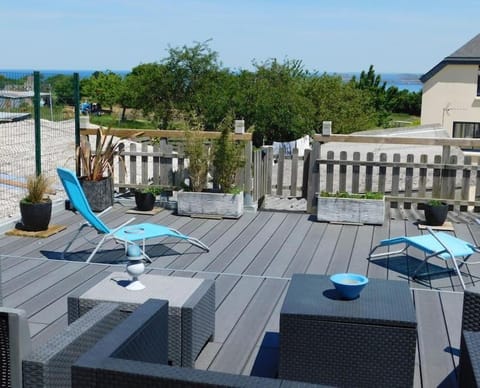 MAISON VACANCES VUE MER 500 m PLAGE House in Brittany
