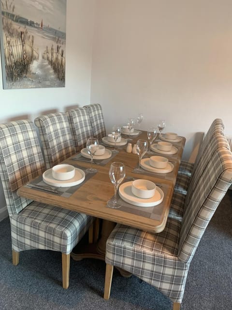 Banks View, Spacious modern apartment in Filey. Apartment in Filey