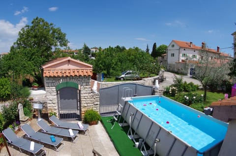 Garden, Swimming pool