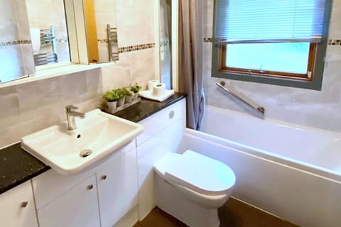 Property building, Bathroom