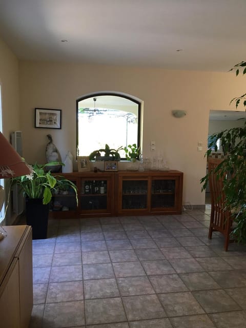 House quiet and wooded House in Aix-en-Provence