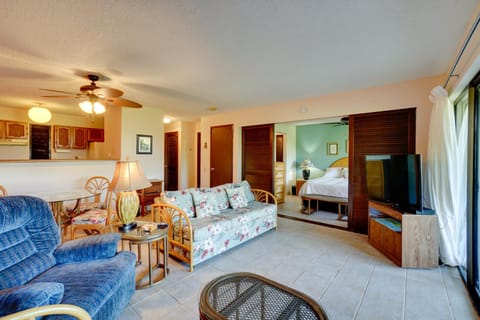 Pool Access, Walk to Kepuhi Beach Tranquil Escape Apartment in Molokai