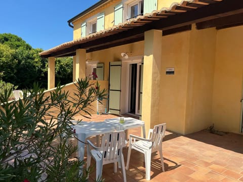 Le Gîte du Festival Sud Aqua - Avignon TGV Apartment hotel in Avignon