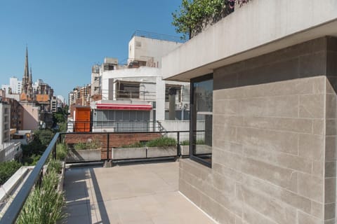 Balcony/Terrace, City view