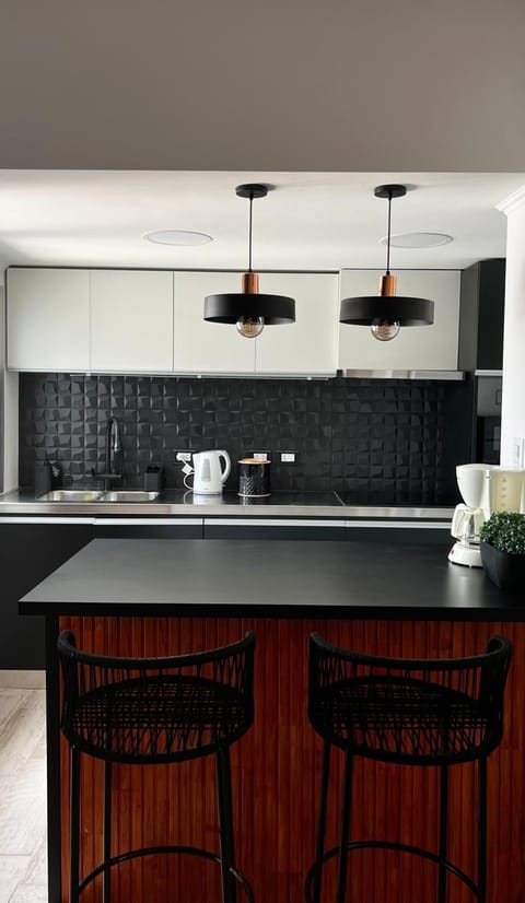 Kitchen or kitchenette, Dining area, stove