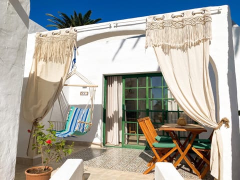 Day, View (from property/room), Balcony/Terrace, Balcony/Terrace, Dining area, sunbed