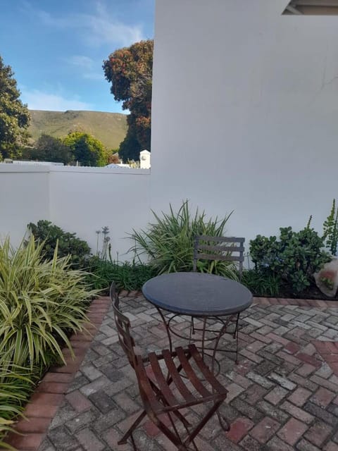 Marine View Apartment in Hermanus