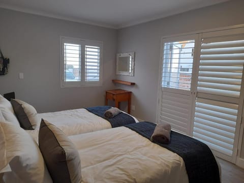 Marine View Apartment in Hermanus