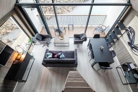 TV and multimedia, Balcony/Terrace, Living room, Seating area, Dining area