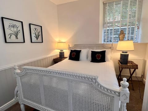 Rose Cottage at The Stables House in Sheffield