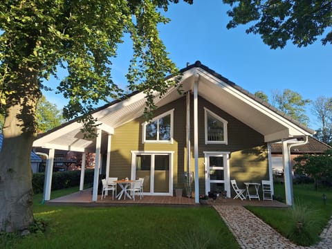 Property building, Garden view
