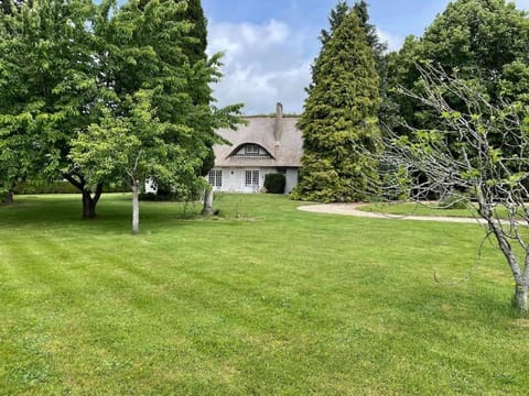 Property building, Natural landscape, Garden