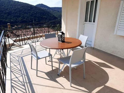 Natural landscape, Balcony/Terrace