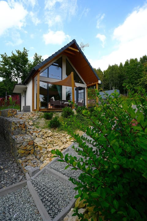 Property building, Spring, Day, Garden, View (from property/room), Garden view