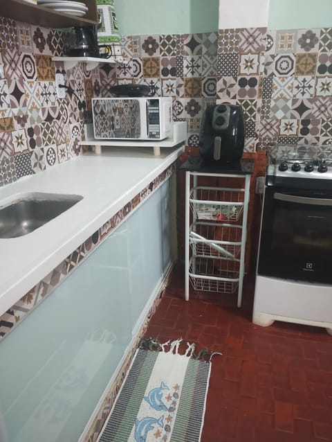 Casa para temporada, 687 casa 03 FUNDOS Apartment in Cabo Frio