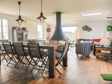 Maison paisible avec jardin à Borchudan, proche plage, animaux admis - FR-1-418-203 House in Locmaria