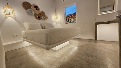 Bed, Photo of the whole room
