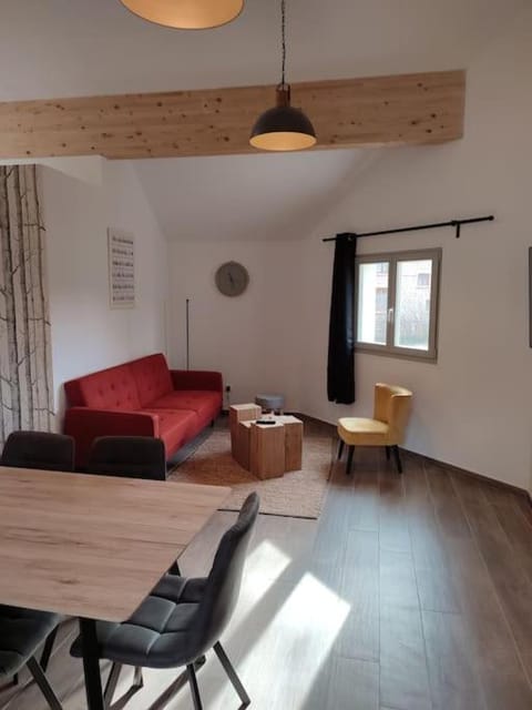 Le Lodge du Parc Apartment in Beaune