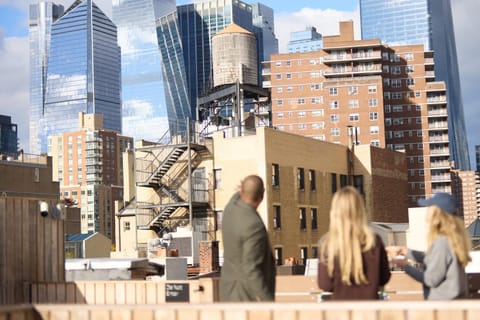 City view, Location