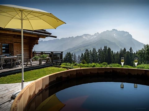 Natural landscape, View (from property/room), Mountain view, Area and facilities