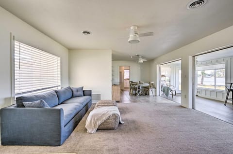 Private Dock and Grill Sunny Lake Weir Retreat! House in Lake Weir