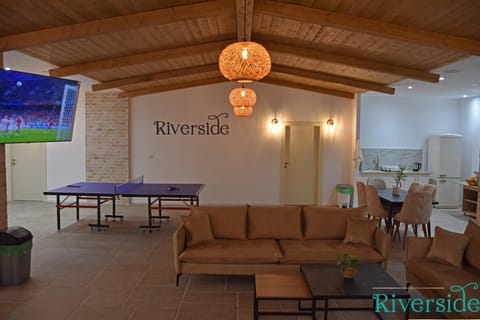 Lobby or reception, kitchen