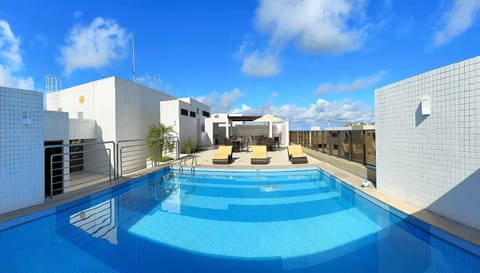 Pool view, Swimming pool, sunbed