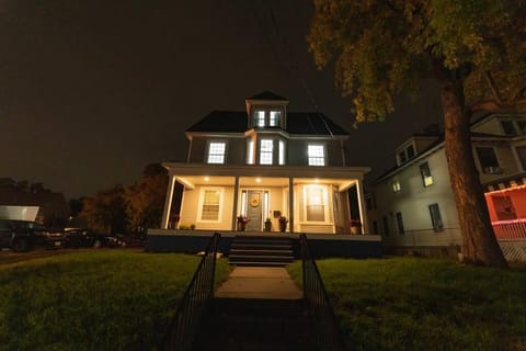 Property building, Night