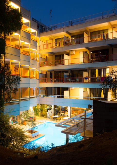 Property building, Pool view, Swimming pool
