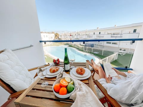Balcony/Terrace, Swimming pool