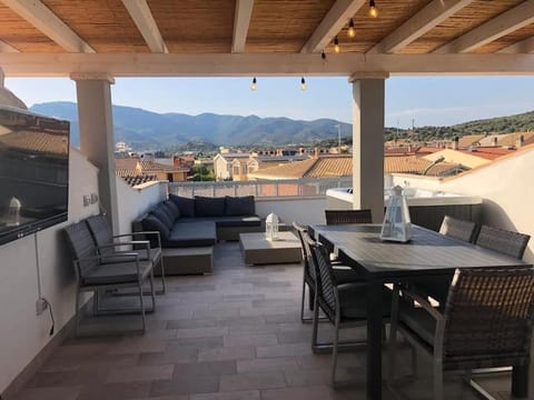 SUPER APPARTAMENTO TERRAZZA PANORAMICA 3 CAMERE Apartment in Villasimius