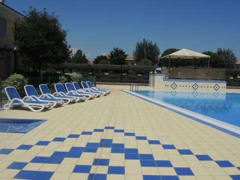Summer, Swimming pool