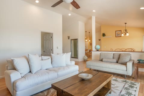 Hale Alika Anuenue - 30-Day Minimum House in Kalaoa