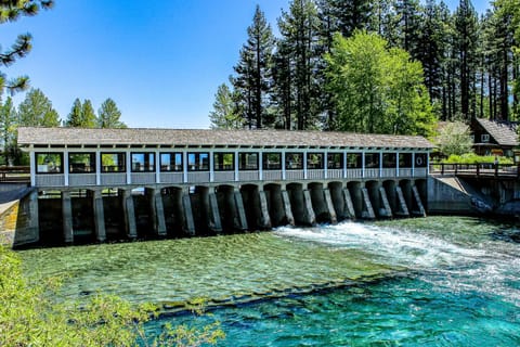 Talmont Trailhead Cabin Cabin in Tahoe City
