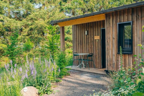 Property building, Natural landscape, Balcony/Terrace