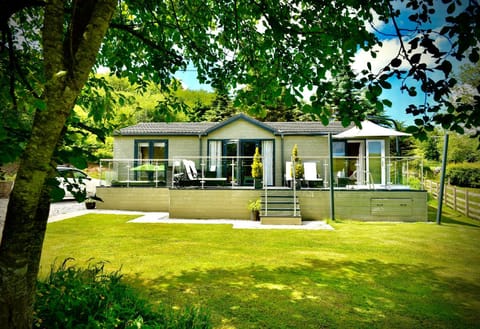 Property building, Garden, Garden view