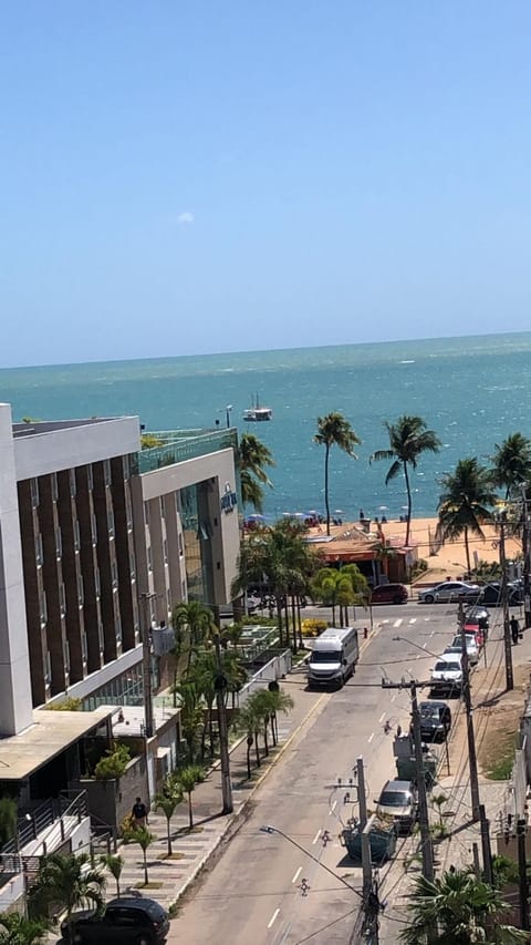Nearby landmark, Day, Natural landscape, Beach, Evening entertainment, City view, Sea view, Street view, Location, Parking